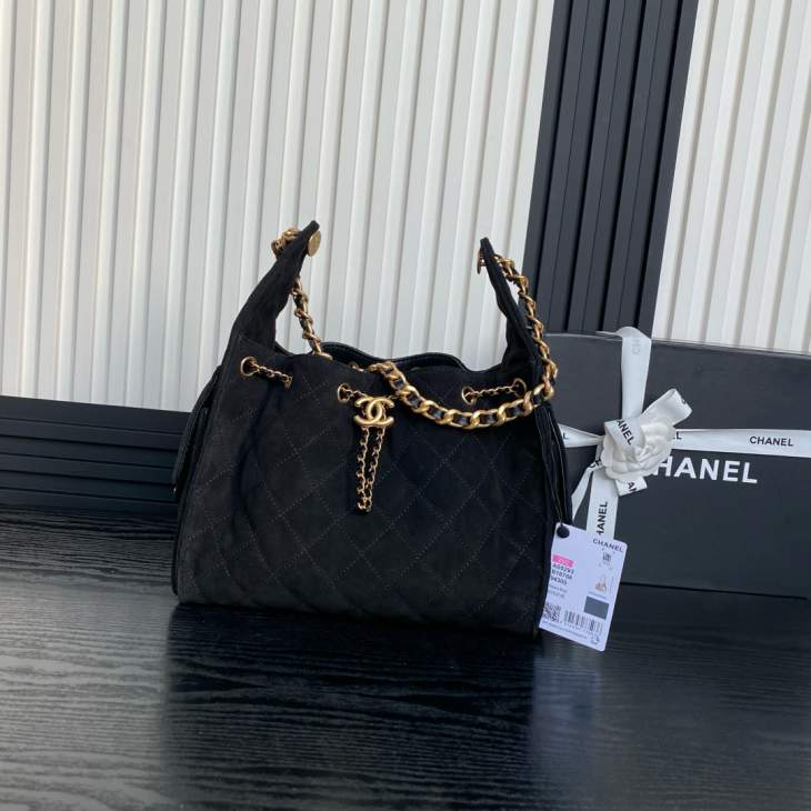 Picture of Chanel Handbags _SKUfw239867592fw